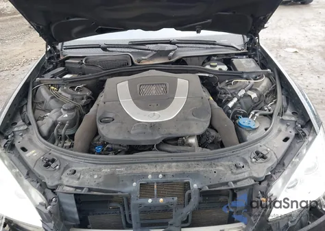 2007 Mercedes-Benz S 550 z USA, uszkodzony, nr VIN WDDNG71X67A086219